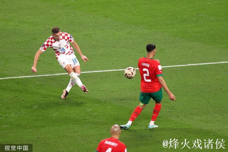 世界杯-奥尔希奇世界波 克罗地亚2-1摩洛哥获季军